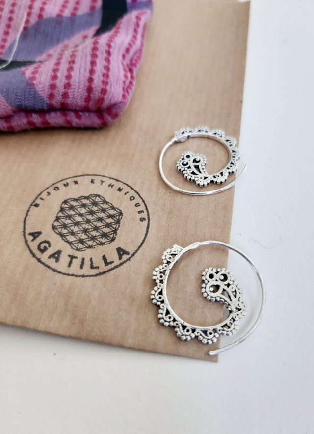 PETITES SPIRALES BOUCLES D&#039;OREILLES ETHNIQUES