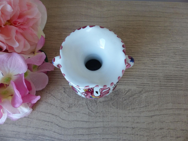 Vase miniature Deruta décor coq et fleurs rouges, petit vase coq en céramique peint main poterie d'art Italie, décoration maison de campagne
