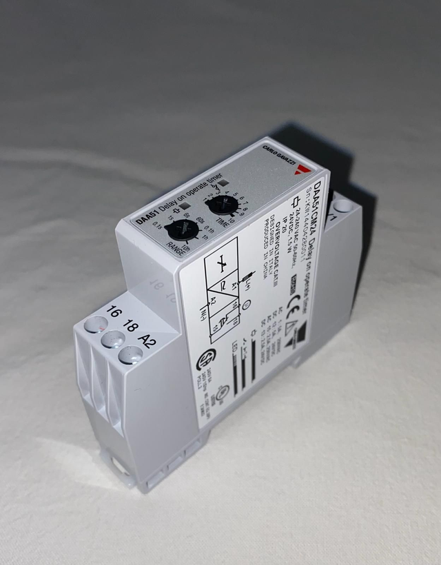 Aikarele, päästöhidastettu (viivekello)