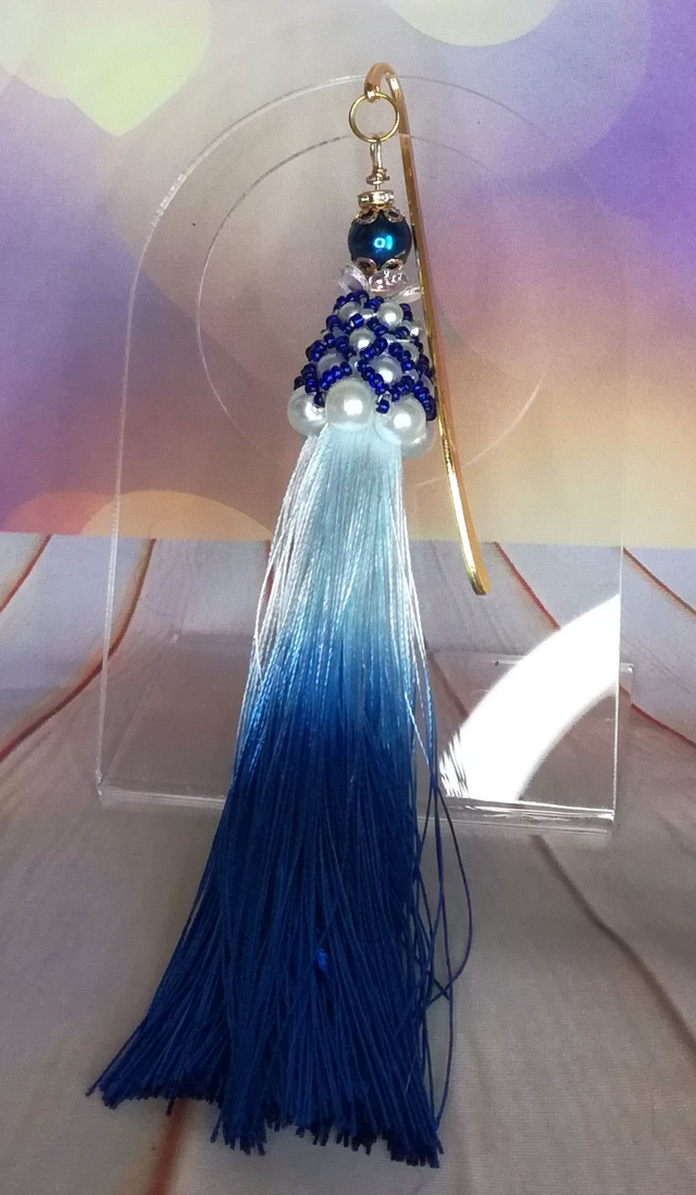 Marque page pompon long