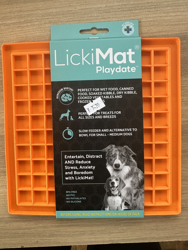 LickiMat Playdate