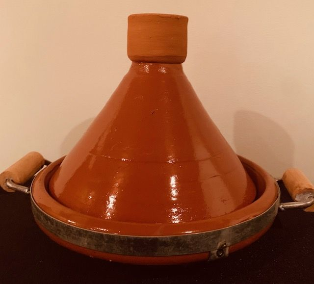 Gelakte tajine (met handvaten)
