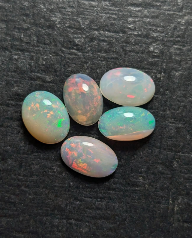 Lot opales Éthiopiennes 6,90 carats 