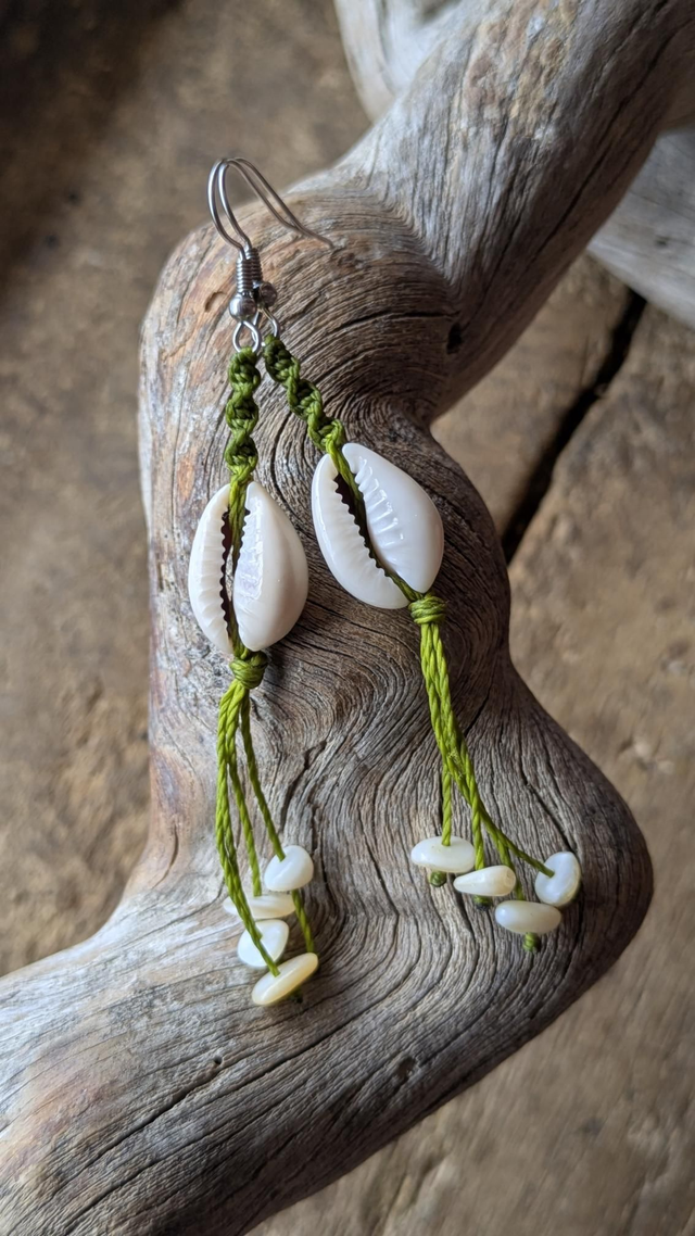 Boucles d'oreilles Coquillage Cauri et nacre