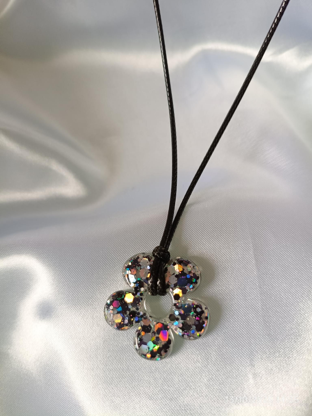 Collier Fleur nuit étoilé