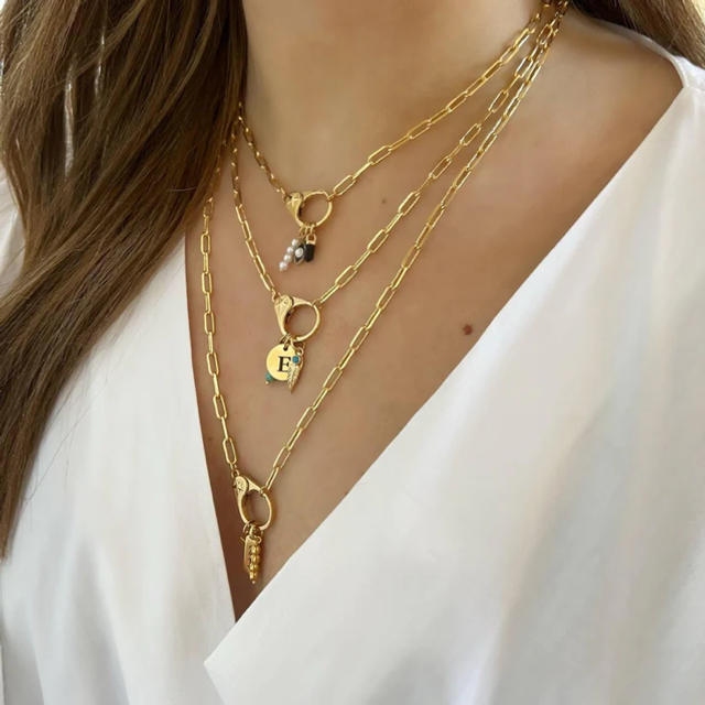 Medium Oval Necklace Star Clasp