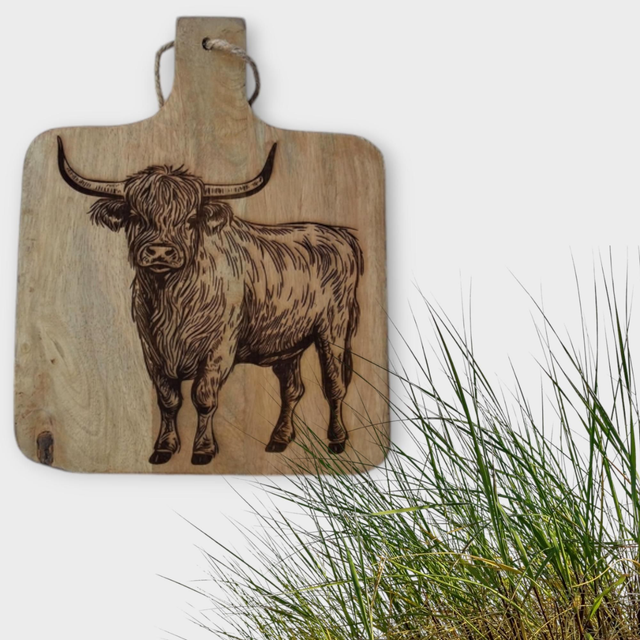 Mangohouten Borrelplank met Hooglander Lijf nr 5