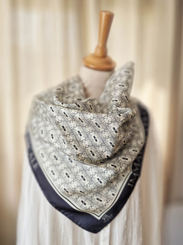 CARRÉ PIGNA BEIGE 65