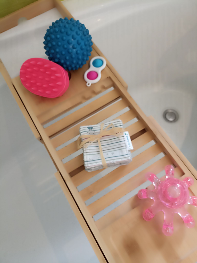 Ensemble de 8 carrés visage - Lapinou