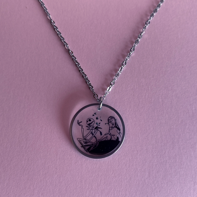 Collar amor de pesadillas