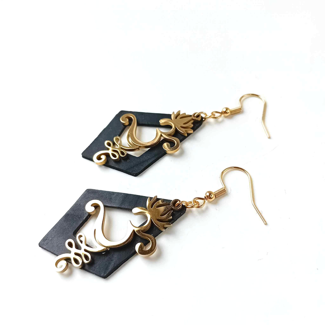 Boucles d&#039;Oreilles Upcyclées en Chambre à Air Recyclée et Acier - Ohm 