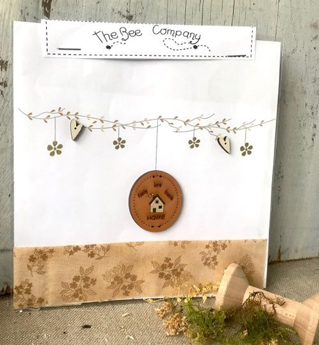 Fiche de broderie "Médaillon Home" - Ref TBS2