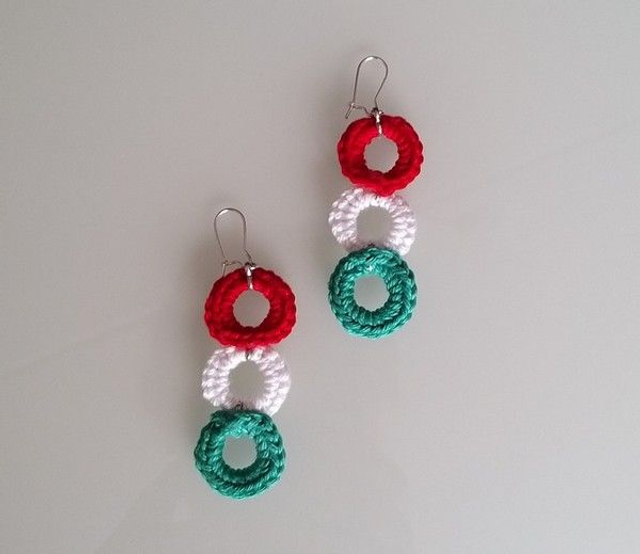 Nemzeti színű fülbevaló