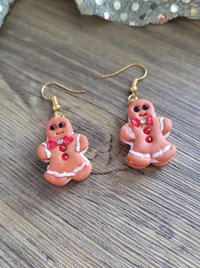 Drop earrings: Gingerbread Cream Sandwich