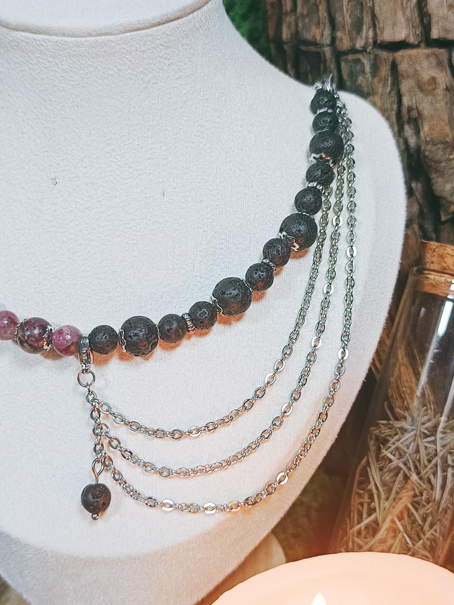 V - COLLIER - HEL (pièce unique)