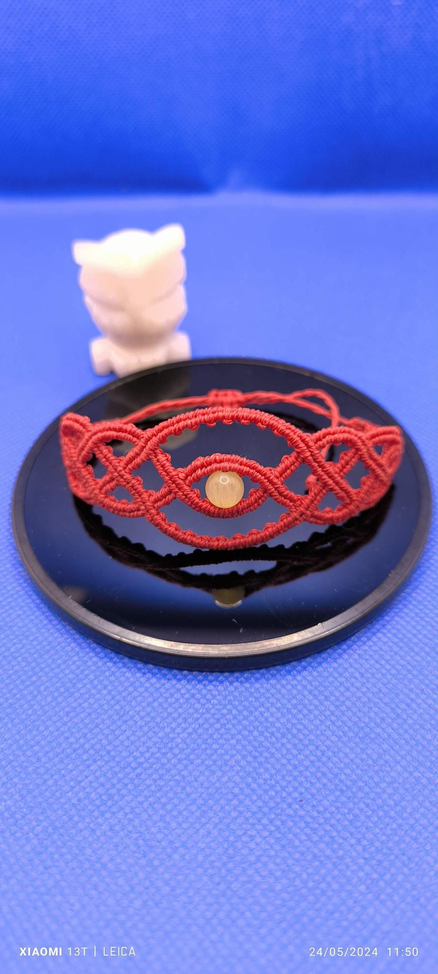 Bracelet rouge en 0.75mm avec calcite orange 