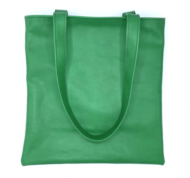 LE &quot;TOUPLAT&quot; Granny