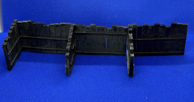 7mm scale / 0 gauge coal staithe set