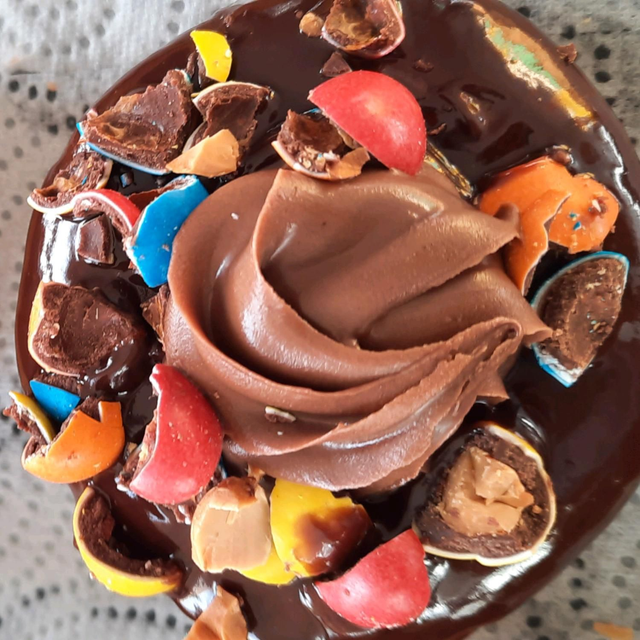 M&amp;MS Donut