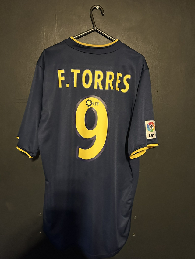 (L) Atletico Madrid 2002-03 Away / TORRES 9