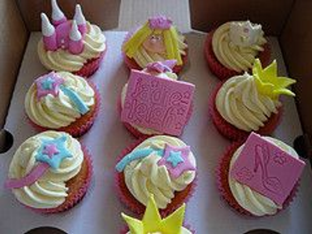 Pink Princess Themed Cupcakes 