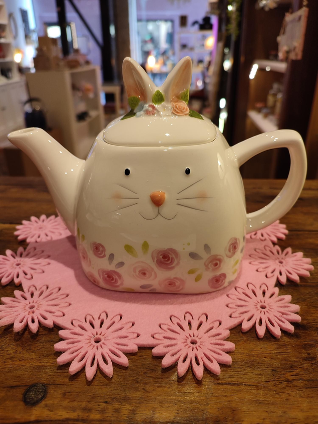 Théière lapin en porcelaine 