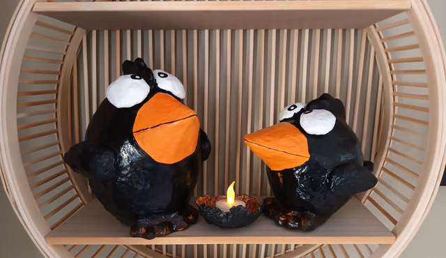 OISEAUX NOIRS en papier mâché, fait main, décoration ou cadeau unique, 20 cm et 15 cm de haut