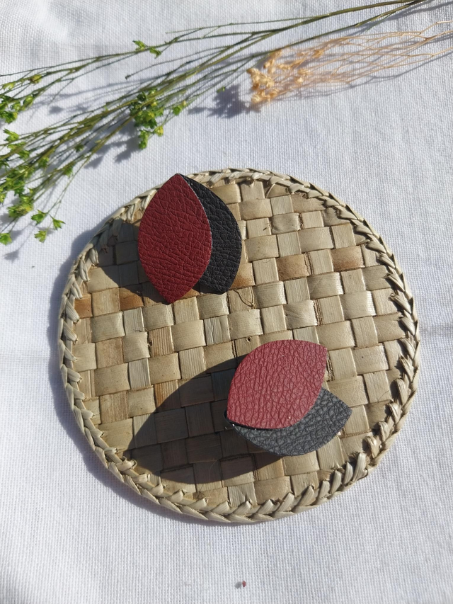 Boucles d'oreilles en matière végétale de pommes