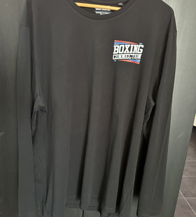 Label 23 Sweatshirt Boxing Connection