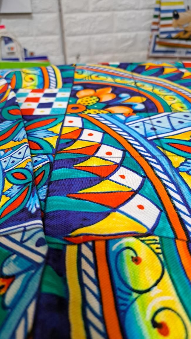 Tessuto siciliano al metro con maioliche in stile Palermo, popeline di cotone, altezza 2,80 m