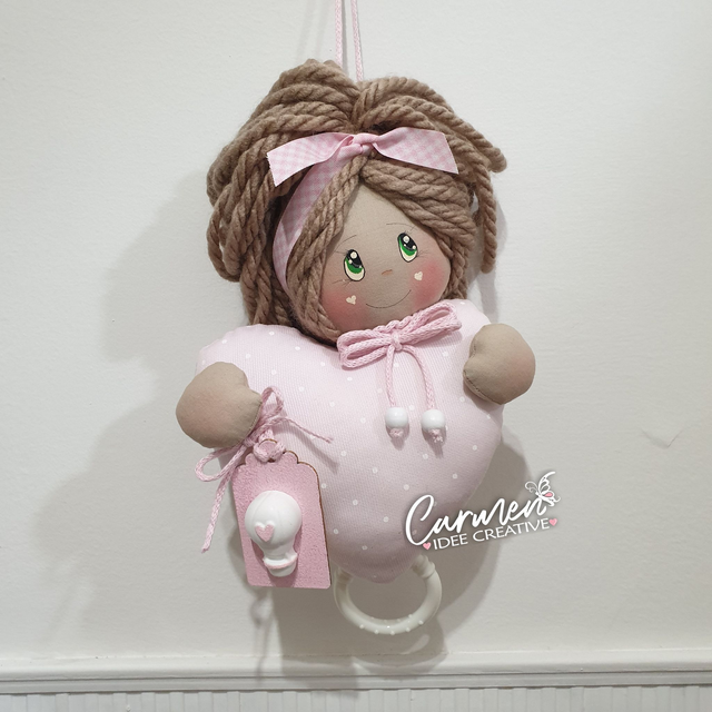 Carillon bambola cuore