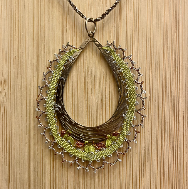 Pendentif ovale - vert clair