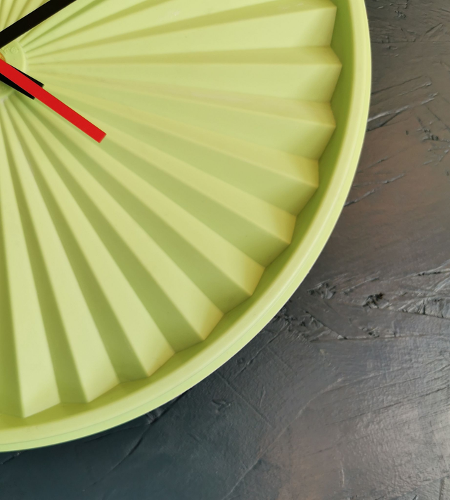 Horloge pendule murale vintage silencieuse couvercle Tupperware Soleil "Vert menthe"