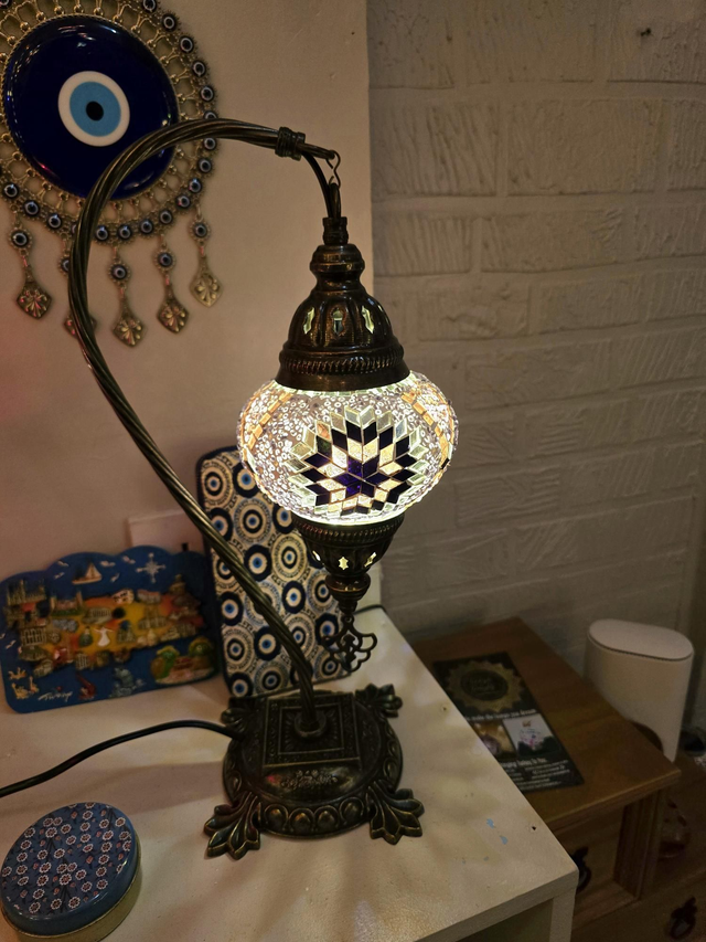 Medium Mosaic Swanneck Table Lamp