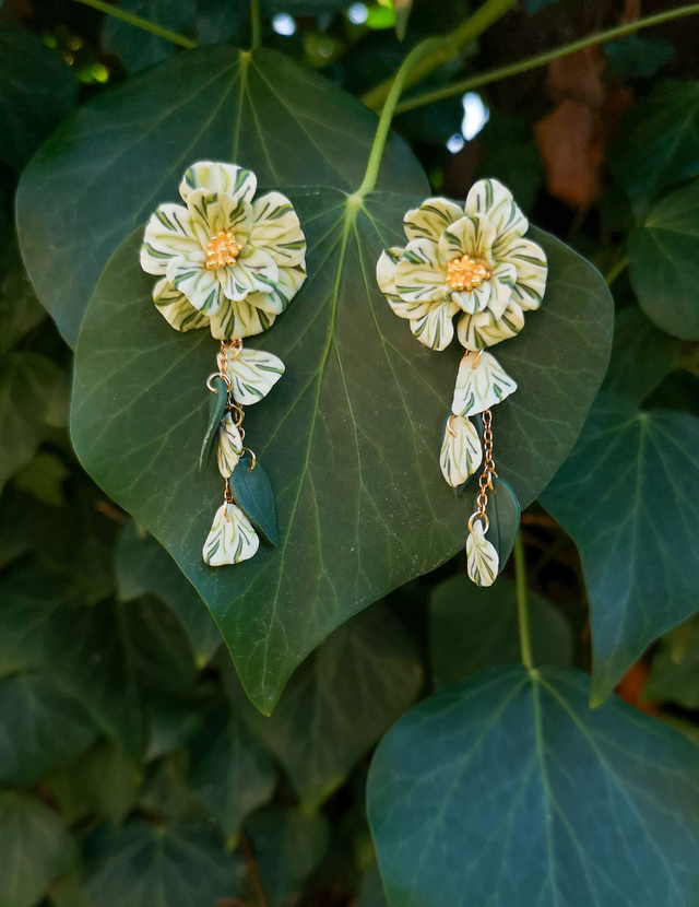 Collection Florale Fougère des Bois- Boucles d'oreilles Jasmine