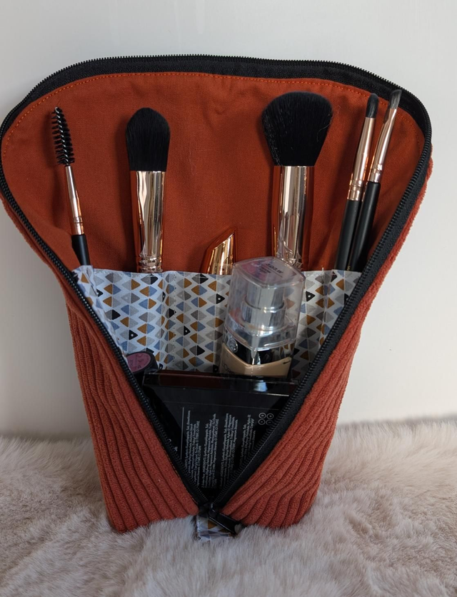 Trousse à maquillage nomade velours côtelé terracotta 