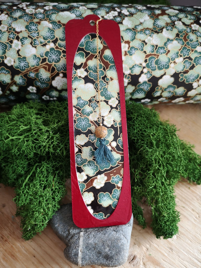 Marque page - japonais - papier - washi - fleurs de prunier - perle - jaspe - pompon - La&amp;Titia