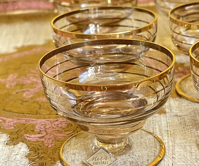 Set aus 6  Likörgläsern mit Goldstreifen - Vintage, ca. 1950er Jahre