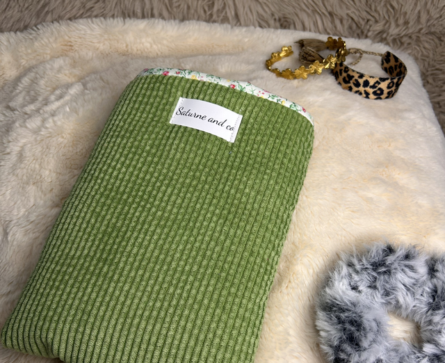 Pochette à Livre Poche Chloé