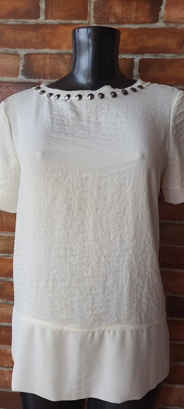 Blusa T/p, Cor Clara, OBS: Usada Super Conservada 