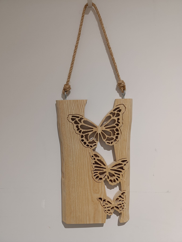 Cadre déco papillon artisanal en bois massif