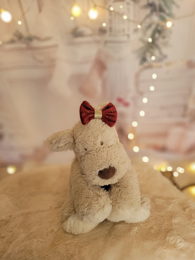 Grande barrette rouge et pois dorés 