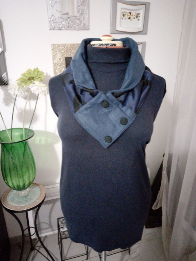 chèche charlotte bleu millitaire- noir  en tissu et doublure polaire cache cou pour femme		 		