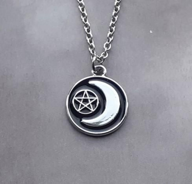 Pentagram Moon Necklace 