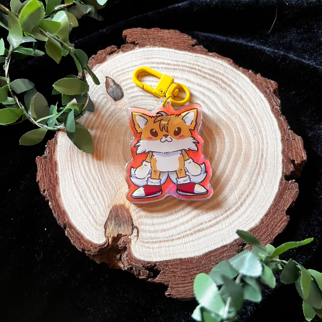 Llavero Sonic // Tails - acrílico holográfico arcoiris