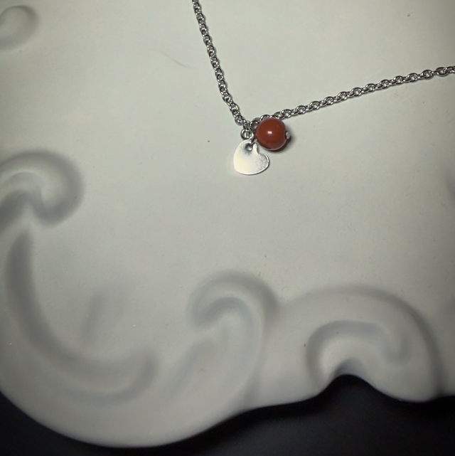 Bracelet classique cœur et pierre de jaspe rouge 