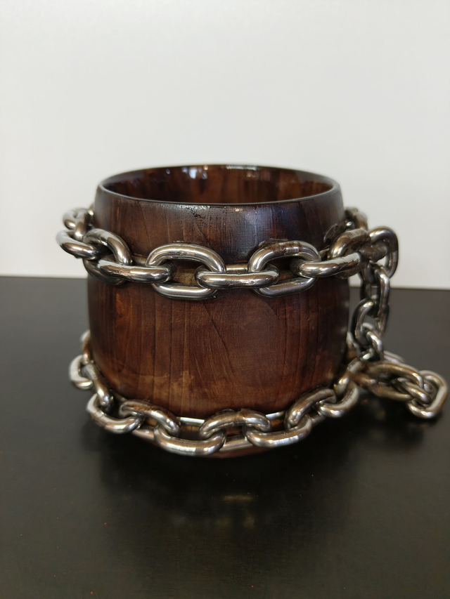 Eisenzecher – Der unbezwingbare Holz-Humpen  0,5 Liter