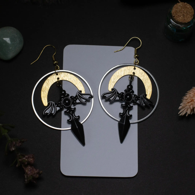 "gothcross" boucle d'oreille croix gothique