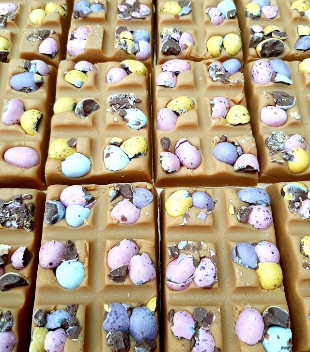 Mini Egg Fudge 