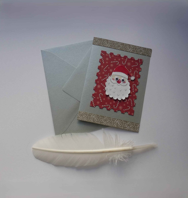 Le père Noël de la carte argentée